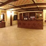 Hotel Lusi 3*