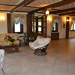 Hotel Lusi 3*