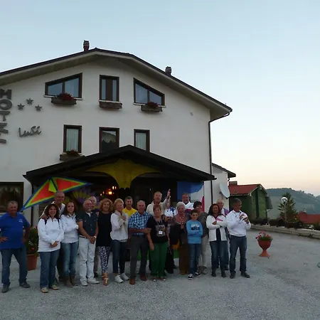 Lusi Hotel 3*