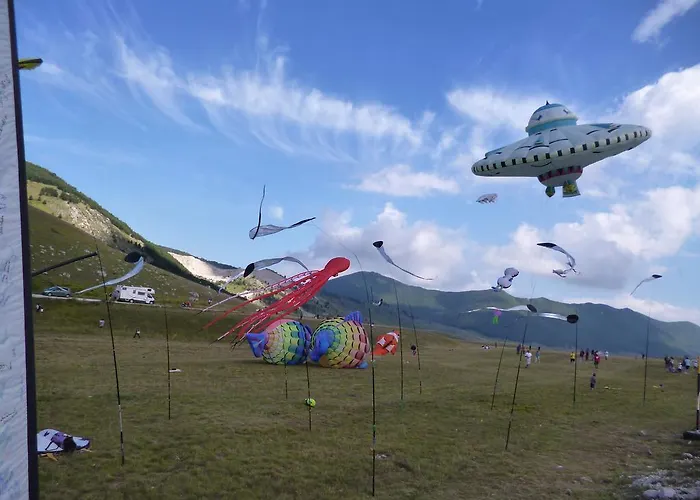 Lusi Отель Рокказаро